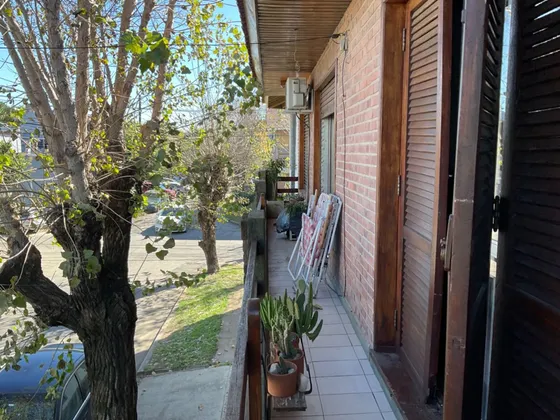 Venta Ph 4 Amb  Balcon Patio Beccar Apto Crédito 