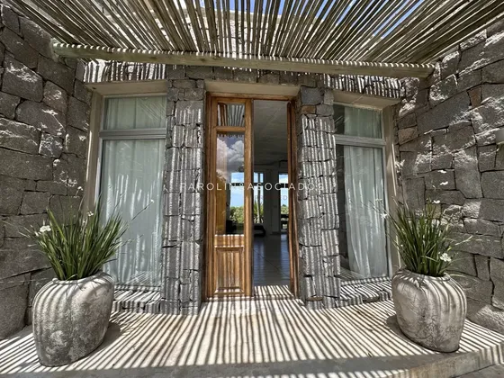 Hermosa Chacra Con Vistas Al Mar En José Ignacio, Punta Del Este.