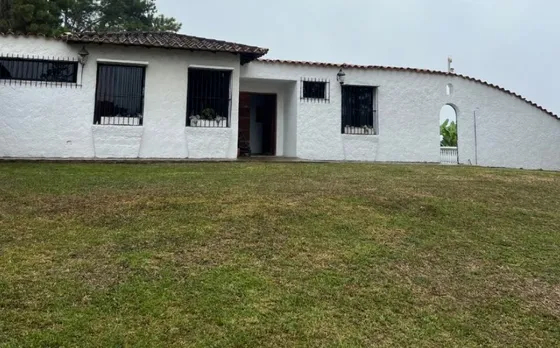 Casa En La Lagunita Country Club