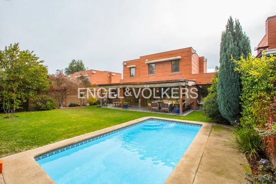 Venta Casa En Condominio San Carlos De Apoquindo
