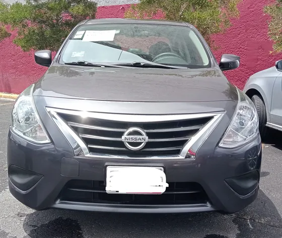 Nissan Versa 1.6 Sense Mt