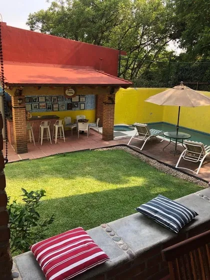 ¡tu Oasis Privado Con Alberca Y Jardín En Exclusiva Privada!