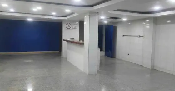 Local En Alquiler En La Avenida Bolivar De Naguanagua (al)