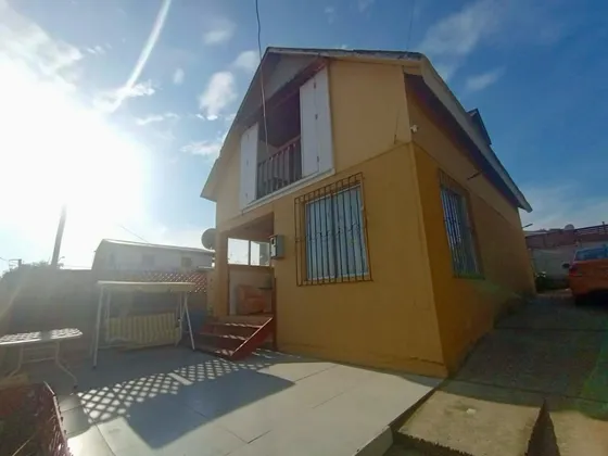 Casa Sector Punta De Tralca / El Quisco