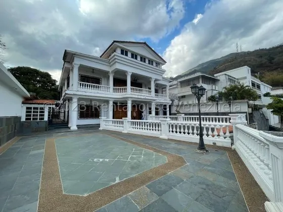 El Marqués Casa En Venta Mls #25-13893 Sl