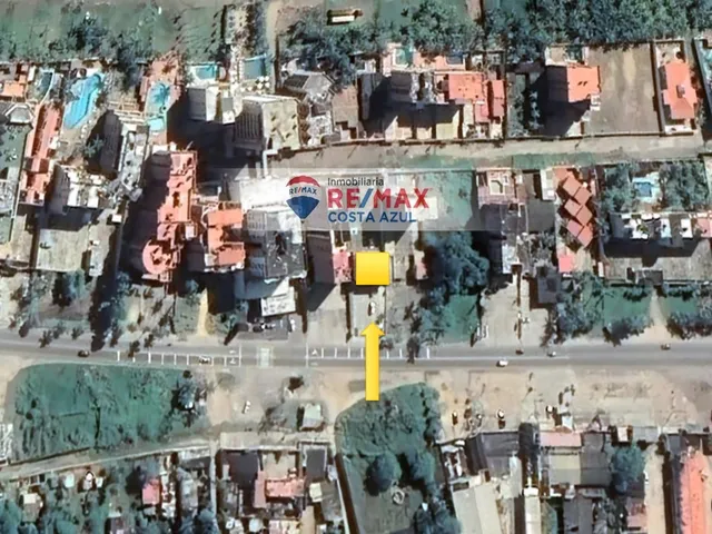 Se Vende Amplio Local A Estrenar En Centro Comercial Coral A Escasos Metros De Baywatch