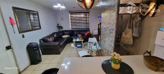 Casa En Venta De 4 Dorm. En Puente Alto