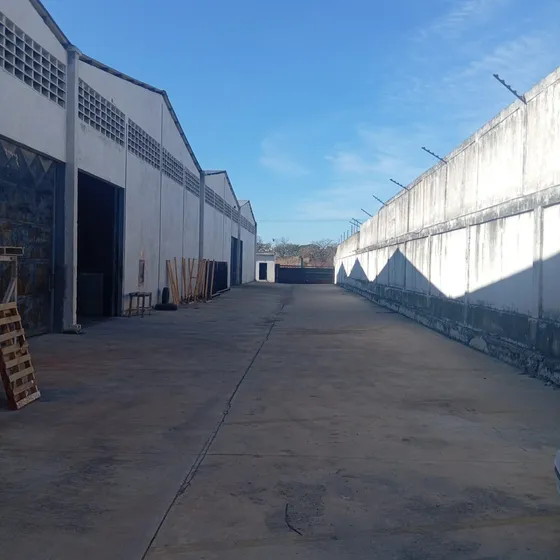 Dvasquez.skygroup Alquila Galpón En Alquiler Complejo Industrial Aeropuerto Via Flor Amarillo