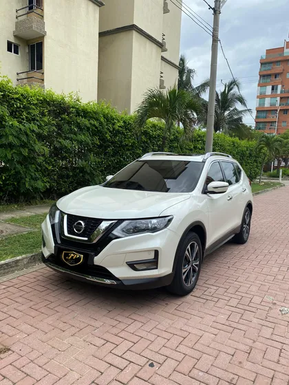 Nissan X-trail 2.5 Advance