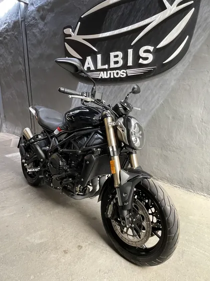 Benelli 752s