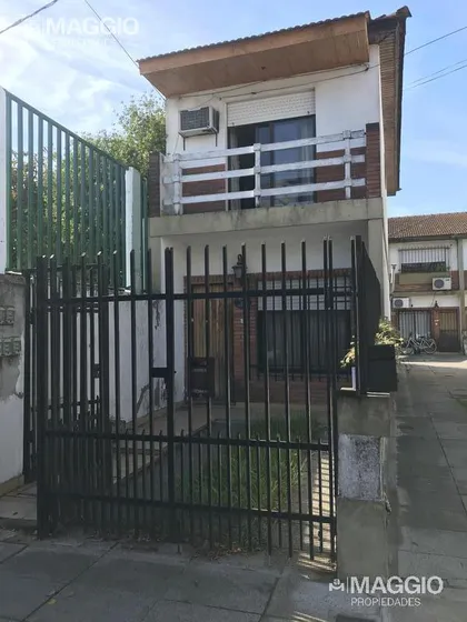 Duplex Ph Venta Ramos Mejia 3 Ambientes