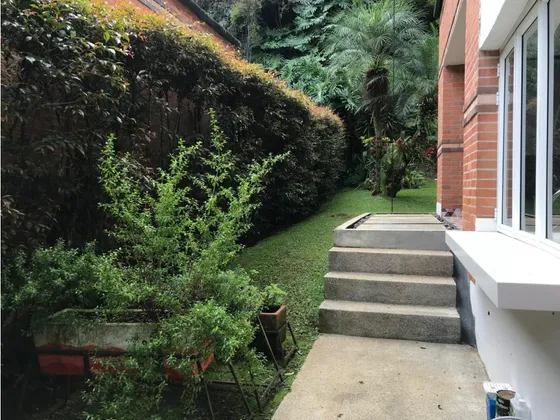 Casa En Arriendo Loma Los González Medellín
