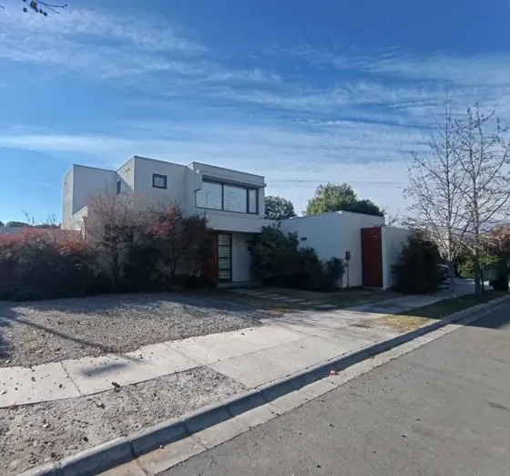 Oferta Casa Con Financiamiento Especial