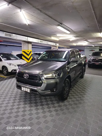 Toyota Hilux Pick-up 2.8 Cd Srv 204cv 4x2 At