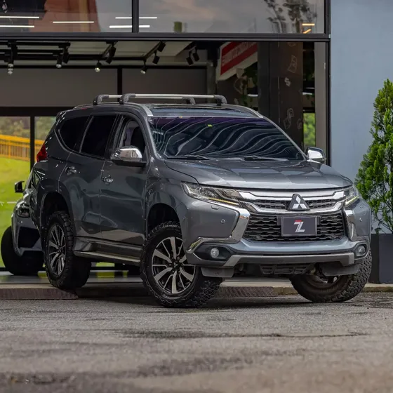 Mitsubishi Montero Sport 3.0