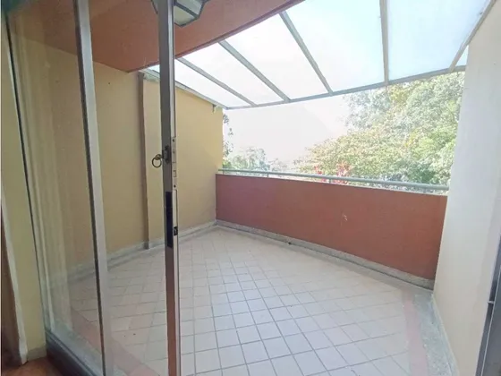 Venta Apartamento Con Parqueadero Y Útil - Suramérica Itagüí