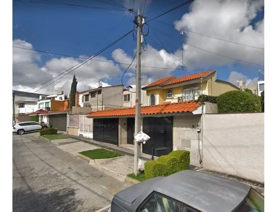 Casa En Remate En Colonial Satélite, F-410