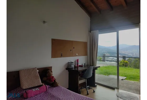 ¡vive La Tranquilidad En Una Encantadora Casa Cam...(mls#249243)
