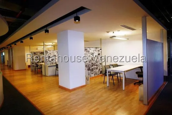 Oficina En Alquiler La Urbina 25-14712