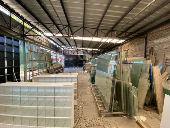 Casa Comercial Con Gran Potencial