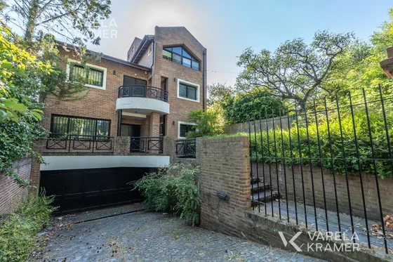 Casa En Venta En Beccar, San Isidro