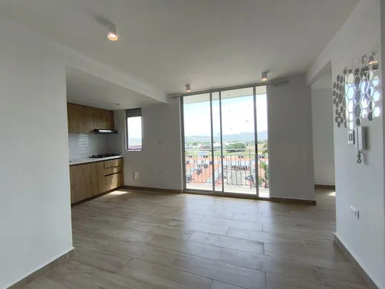 Apartamento En Arriendo En Prados Del Este. Cod A30942