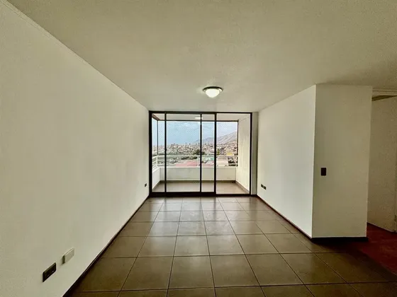 Departamento En Arriendo De 3 Dorm. En Iquique