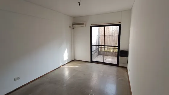 Alquiler. Departamento Monoambiente En Villa Del Parque. Apto Profesional. 