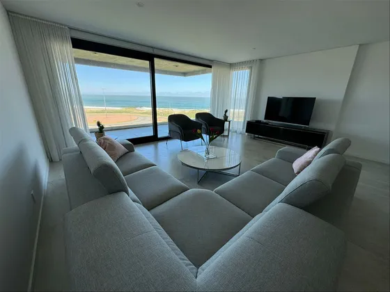 Exclusivo Departamento En Venta En Manantiales Vista Al Mar