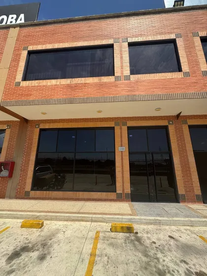 Local Comercial En Alquiler San Diego. Urb. Castillito (mer)