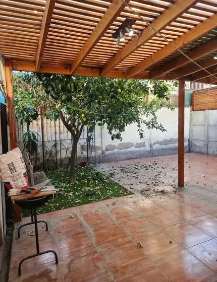Vivienda Luminosa Y Bien Conectada (171821)