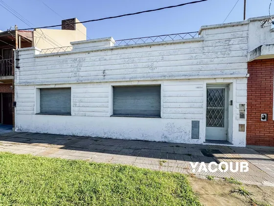 Ph En Venta - 2 Dormitorios 1 Baño - 152mts2 - La Plata 