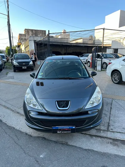 Peugeot 207 1.4 Active 75cv