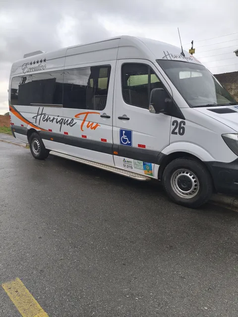 Locação De Van Com Motorista 