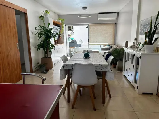 Departamento En Venta - 2 Dormitorios 2 Baños - 80mts2 - Almagro Sur