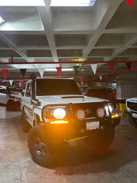 Toyota Land Cruiser V8 Turbo Diésel