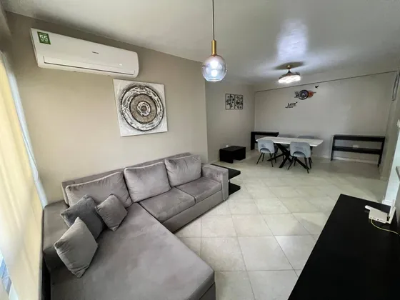 Alquiler Apartamento Valle Blanco Res. Estratosfera.