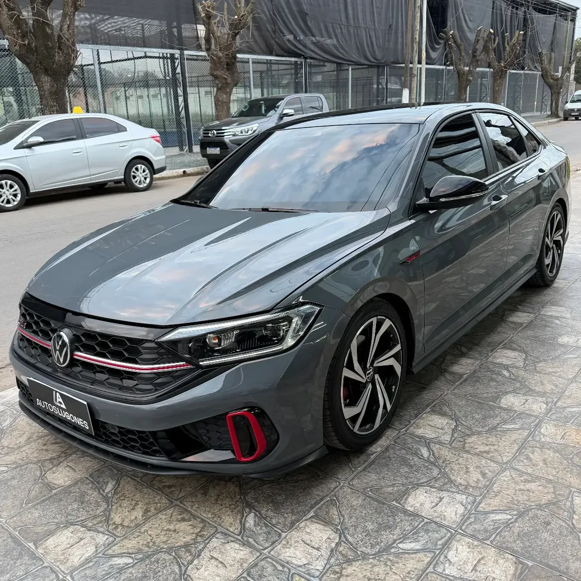 Volkswagen Vento 2.0 Tsi Gli 211cv App Connect + Nav