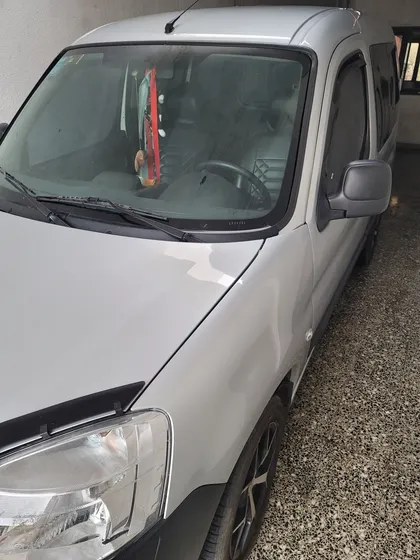Peugeot Partner 1.6 Hdi Confort 5as