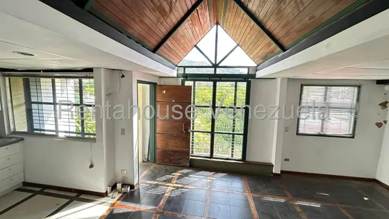 La Trinidad Casa/anexo Alquiler / Hg 25-13364