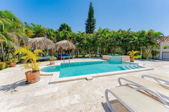 Venta De Villa En Cabarete A Pocos Mint De La Playa