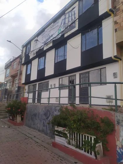 Bogota Juan Rey (la Paz) Casa De 3 Pisos 103 Mtrs Viz  162.000.000 Recibo Credito O Vehiculo Lista Para Entregar En Obra Gris