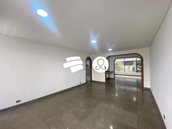 Venta Apartamento Antioquia Medellín El Poblado Parte Baja Cerca A La Loma Del Campestre