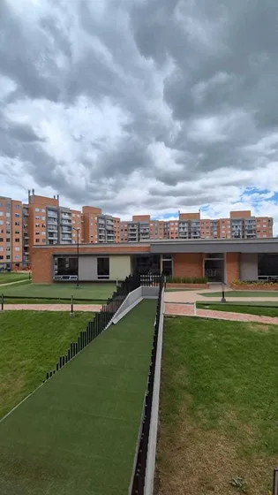 Apartamento En Venta De 73m2, Conjunto Club House, Parqueadero, Deposito Y Parqueadero (mosquera). Cod V5805