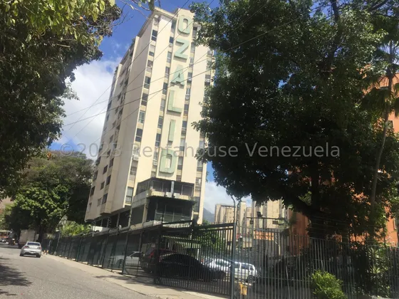 Fondo De Comercio 24-12366 En Los Chorros
