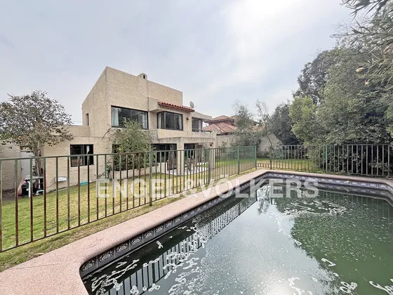 Venta Casa En San Carlos De Apoquindo, Camino El Alba