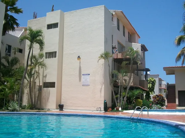 Apartamento En Venta Urb Maneiro Res Marbella 2