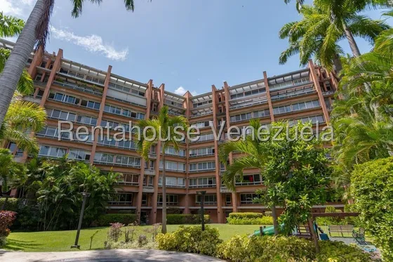 Se Vende Bello Apartamento En Los Chorros Mls 25-17992