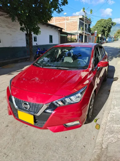 Nissan Versa 1.6 Advance