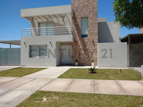 Casa En Venta Barrio La Bastilla - Mendoza - Id: 241948